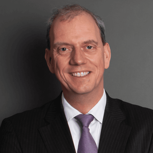 Ronald M E P Hendrikx